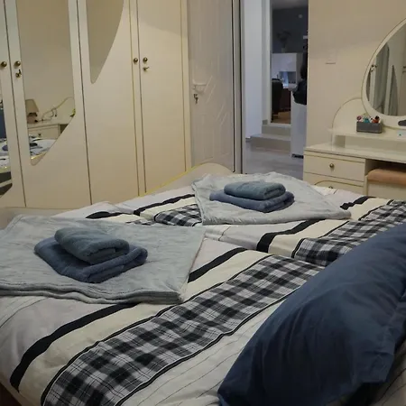 Apartament Lona Golubăţ